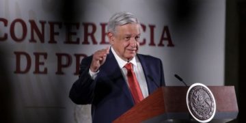 AMLO pone fin a tiempos oficiales; concesionarios podrán comercializarlos