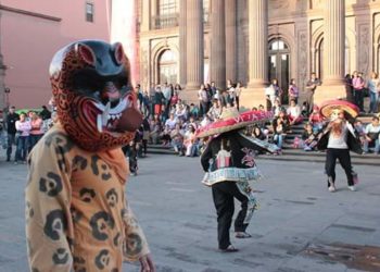 Danza de Tecuanes  y máscaras