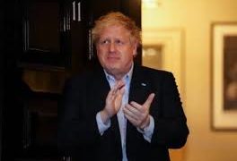 Boris Johnson progresa satisfactoriamente