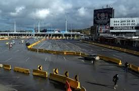 México y EU extienden restricciones en frontera por 30 días más