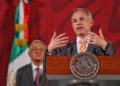 López-Gatell reporta entrega de seis millones de equipos médicos