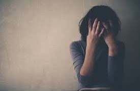 Confinamiento podría aumentar depresión y suicidio: OMS