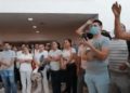 Tenemos que pelear para que nos den cubrebocas: personal del IMSS