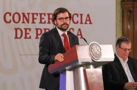 Convocan a médicos y enfermeras mayores de 60 años a apoyar en la pandemia
