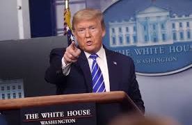 A pacientes con covid-19 se les debería inyectar luz ultravioleta y desinfectante: Trump
