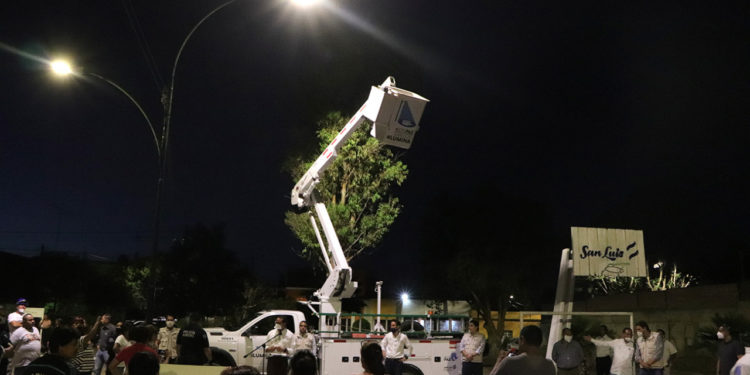 Nueva iluminación mejorará seguridad en municipio