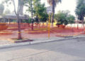 Plaza principal de La Pila cerrada como medida preventiva