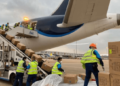 México espera arribo de cuarto avión con insumos médicos