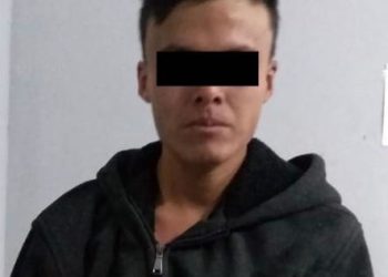 Joven arrestado por violencia intrafamiliar