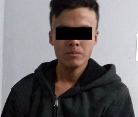 Joven arrestado por violencia intrafamiliar