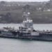 Portaaviones francés reporta posible contagio de COVID-19