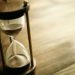 El tiempo suspendido: pandemia y neoliberalismo