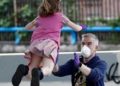 Alerta, un síndrome relacionado con el coronavirus que afecta a niños