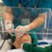 ¿Cómo es el procedimiento médico de intubación?