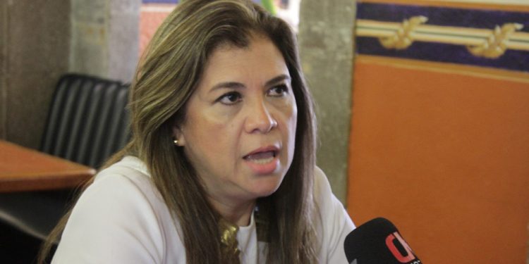 “Por capricho” alcaldesa de Tamuín destituye regidores