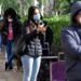Filas de hambre por crisis del covid-19 inundan Madrid