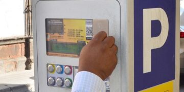 Inicia campaña de socialización de parquímetros