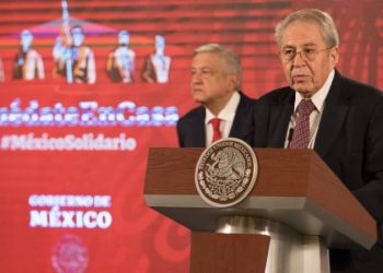 AMLO y SSa analizan reactivar actividades en mil municipios