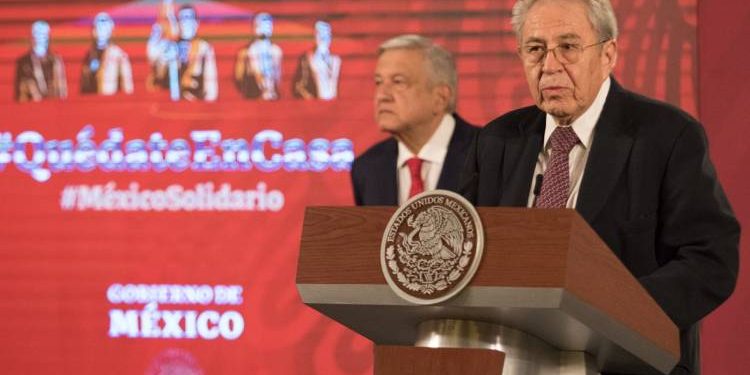 AMLO y SSa analizan reactivar actividades en mil municipios