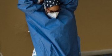Ivón es madre y este 10 de Mayo atiende a pacientes de Covid-19