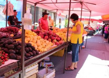 Comercio mantiene recorridos de vigilancia en tianguis para acatar medidas sanitarias