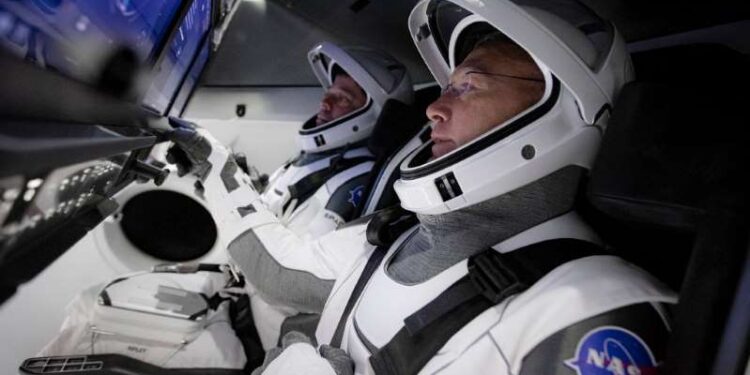 NASA y SpaceX posponen el lanzamiento de Crew Dragon