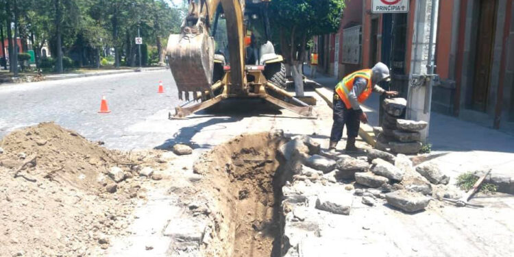 Obras públicas e Interapas unen acciones