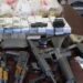 Aseguran a estadounidense en Nogales con 11 armas de fuego y 9 cargadores