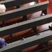 En Alemania más de 40 feligreses dan positivo a covid-19 tras acudir a misa