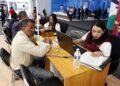 Retiros por desempleo en afores crecieron 90% en abril
