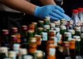 Alcohol adulterado en México deja más de 160 muertos