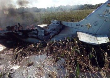 Mueren en accidente aéreo españoles que iban a ser repatriados