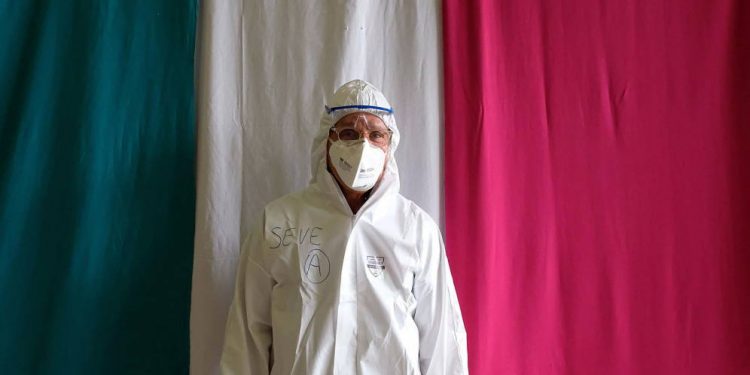 Italia registra 369 fallecidos por coronavirus en las últimas 24 horas