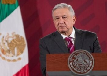 ‘A las pruebas me remito, acepto el desafío’, AMLO sobre su plan de recuperación