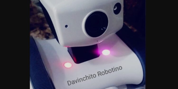 ISSSTE usa minirobots para atender a pacientes con Covid-19