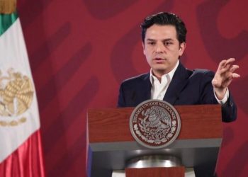 Zoé Robledo: IMSS no debe negar atención a personas ante emergencia por covid-19