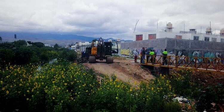 Se repara colector de aguas residuales Españita