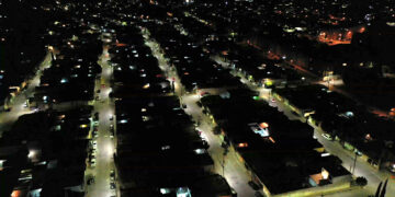 Ayuntamiento instala nuevo alumbrado en 15 colonias y 7 avenidas