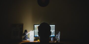 Advierten sobre pornografía disfrazada de anime