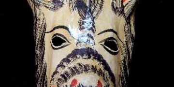 Máscaras de cartón en el Museo Nacional de la Máscara