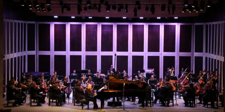Los pianistas Rodolfo y Roger Ritter, en conciertos de la OSSLP de este fin de semana por tv abierta