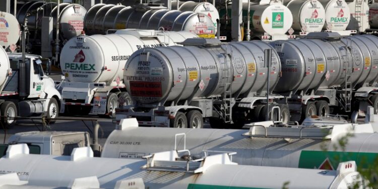 Cobertura petrolera de México será más cara en 2021