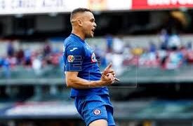 Jonathan Rodríguez, jugador del Cruz Azul, da positivo a Covid-19