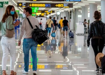 Unión Europea abre el 1 de julio sus fronteras a 14 países