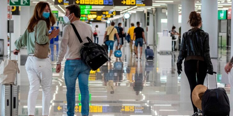 Unión Europea abre el 1 de julio sus fronteras a 14 países