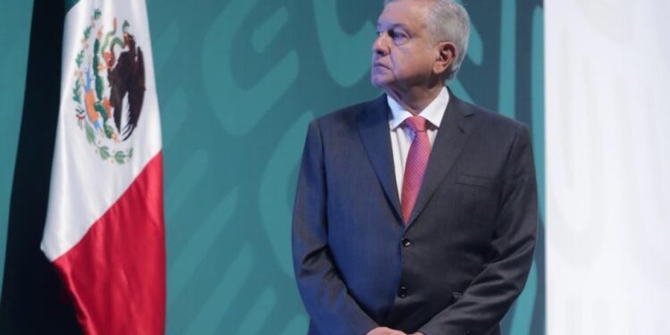 AMLO ofrece apoyo a Sheinbaum tras atentado contra Omar García Harfuch