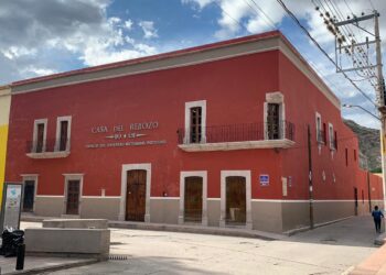 Santa María: Un cuento mexicano interminable