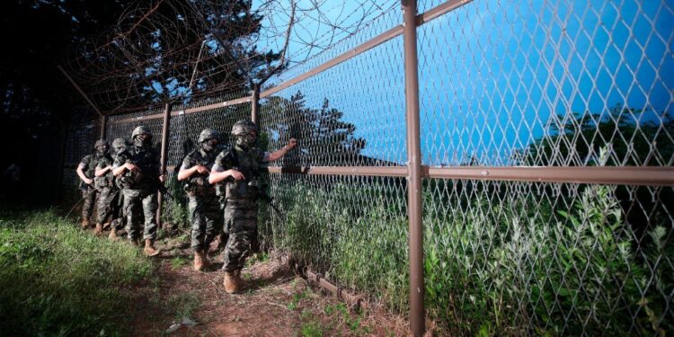 Corea del Norte despliega a soldados en la frontera con el Sur