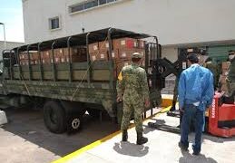 Personal militar traslada medicamento al Hospital del Niño y La Mujer