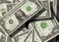 Peso cae tras datos débiles de actividad industrial en México
